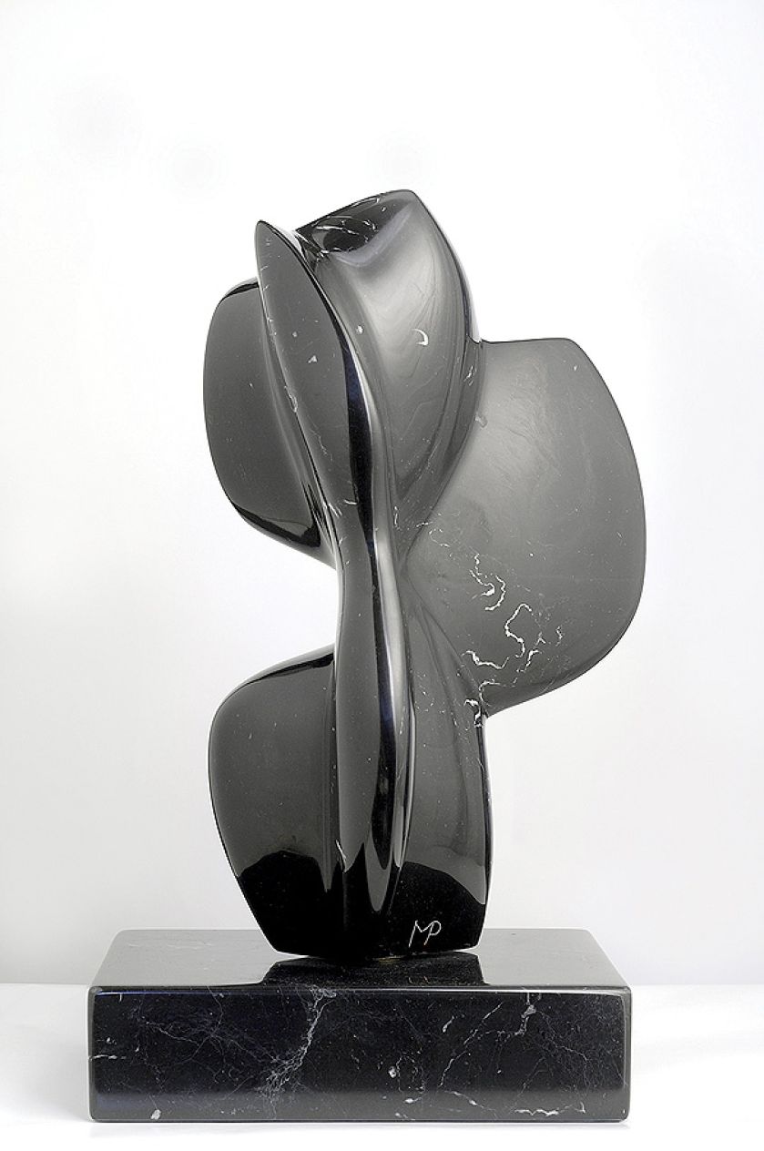 Zaskakująca sowa , marmur, 1990 r. Kamienne szczęście