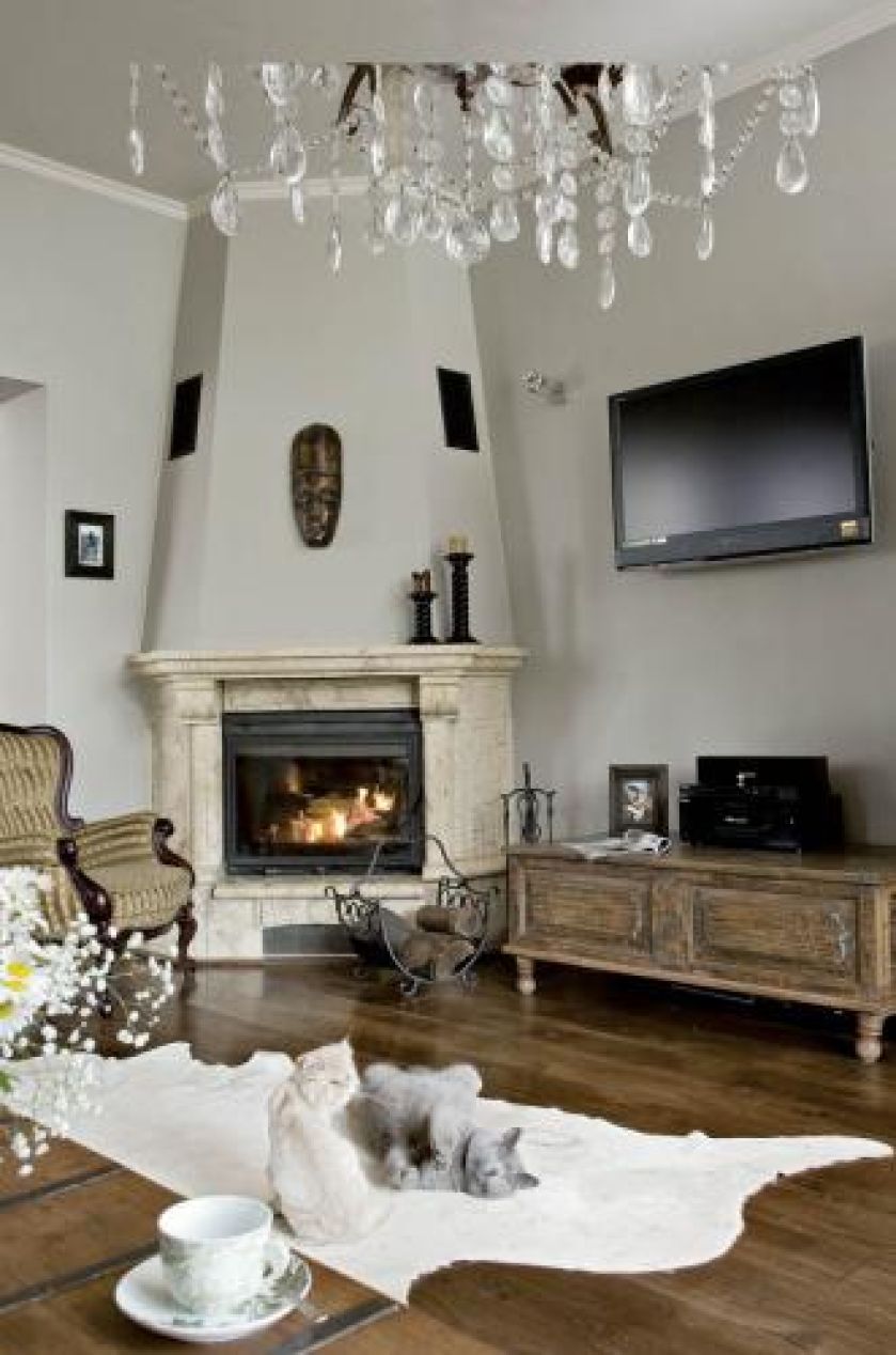 Jak Marta i Marcin zamieszkali w dworku znanym z Czterech pancernych .