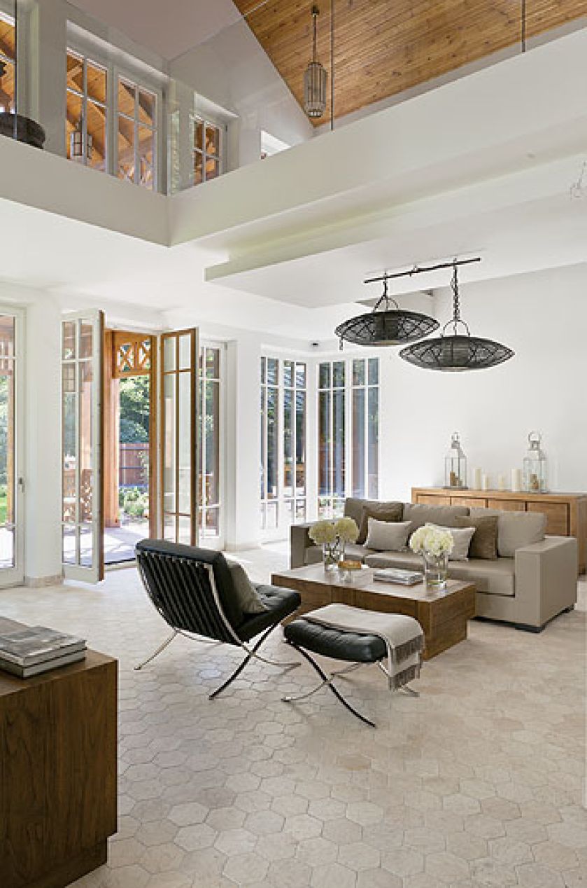 Orientalne wzory, egzotyczne drewno i nowoczesne dodatki.