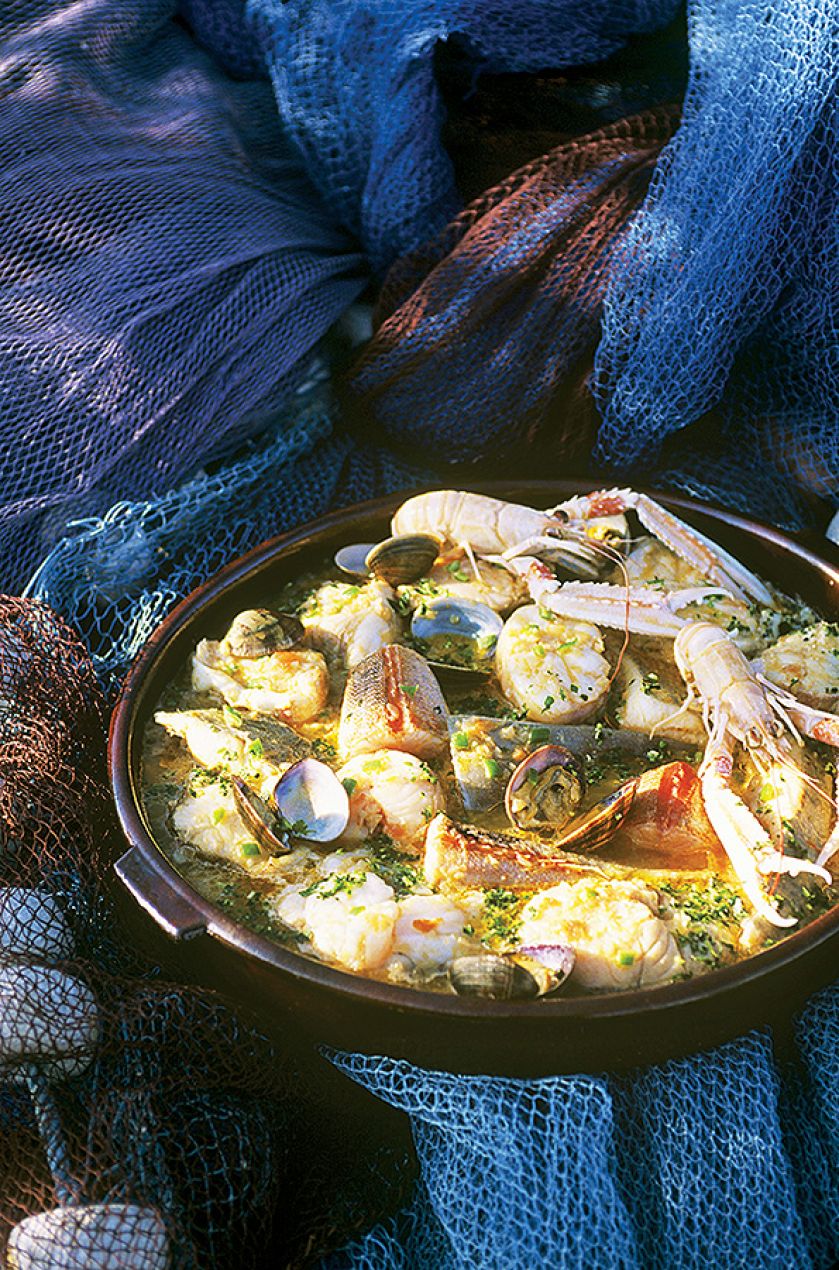 Potrawka z owoców morza. Smaki południowych wód