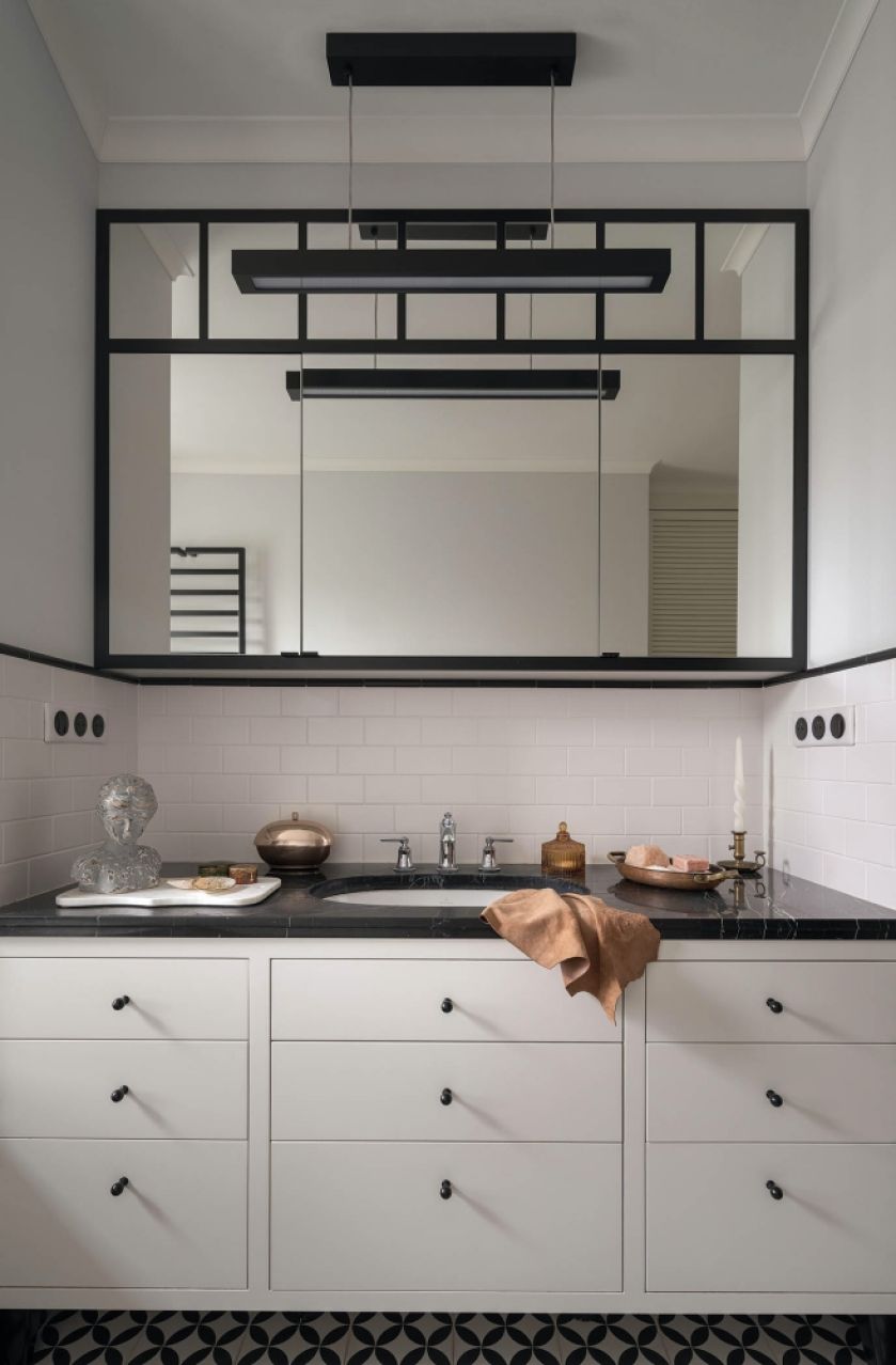 łazienka czarno-biała