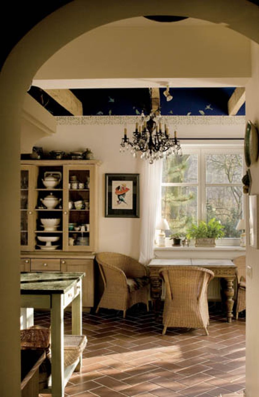 W kuchni znajdziemy pełno smaczków. Jak odrodziła się willa Kropka