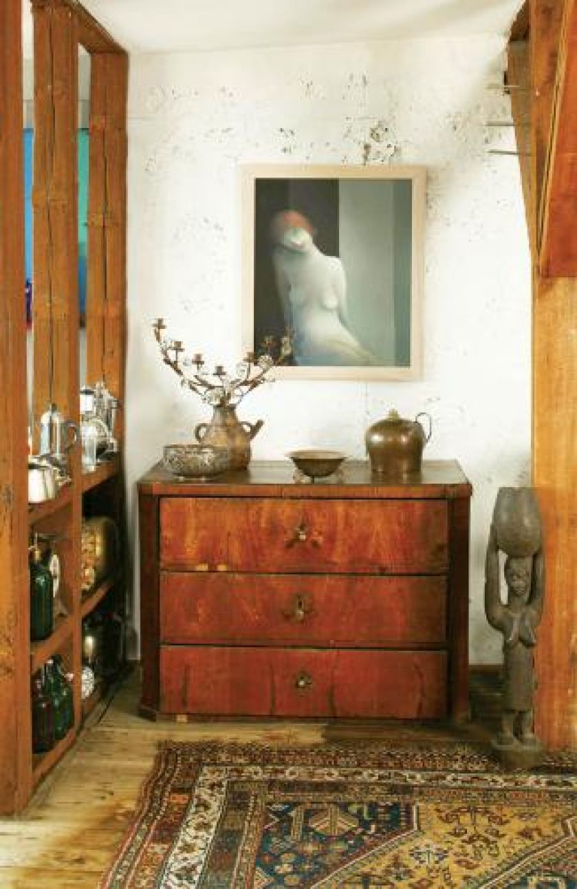 Boginie na poddaszu. Boginie na poddaszu