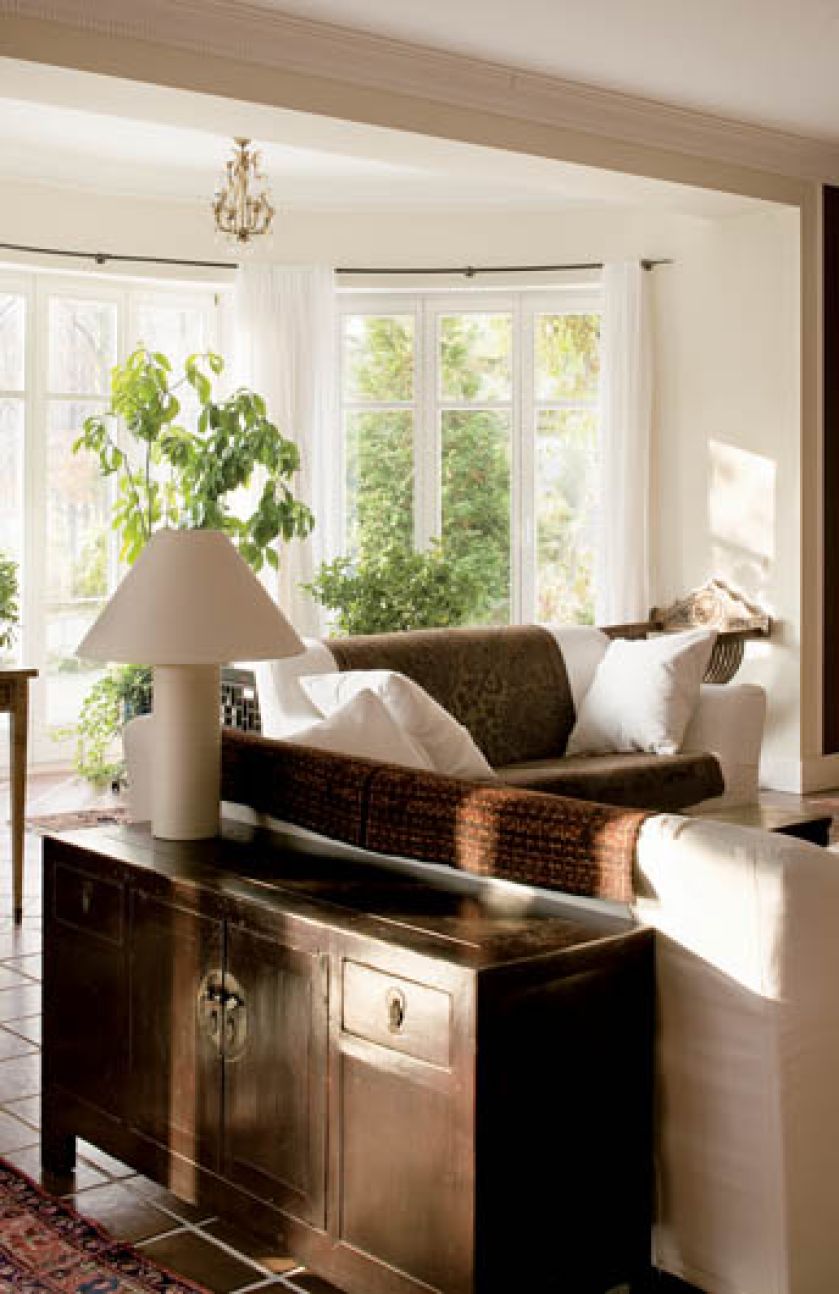 Niezwykła konsekwencja kolorystyczna zdradza artystyczną duszę właścicieli.