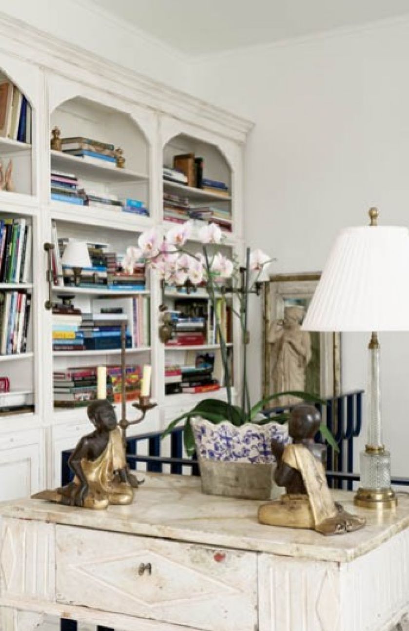 Słoneczna rezydencja to spełnienie marzenia o ciepłym klimacie pośród pięknej architektury.