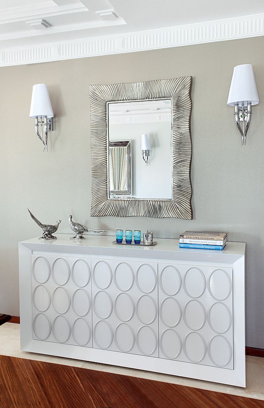 Błyszczący dom w nowym włoskim stylu