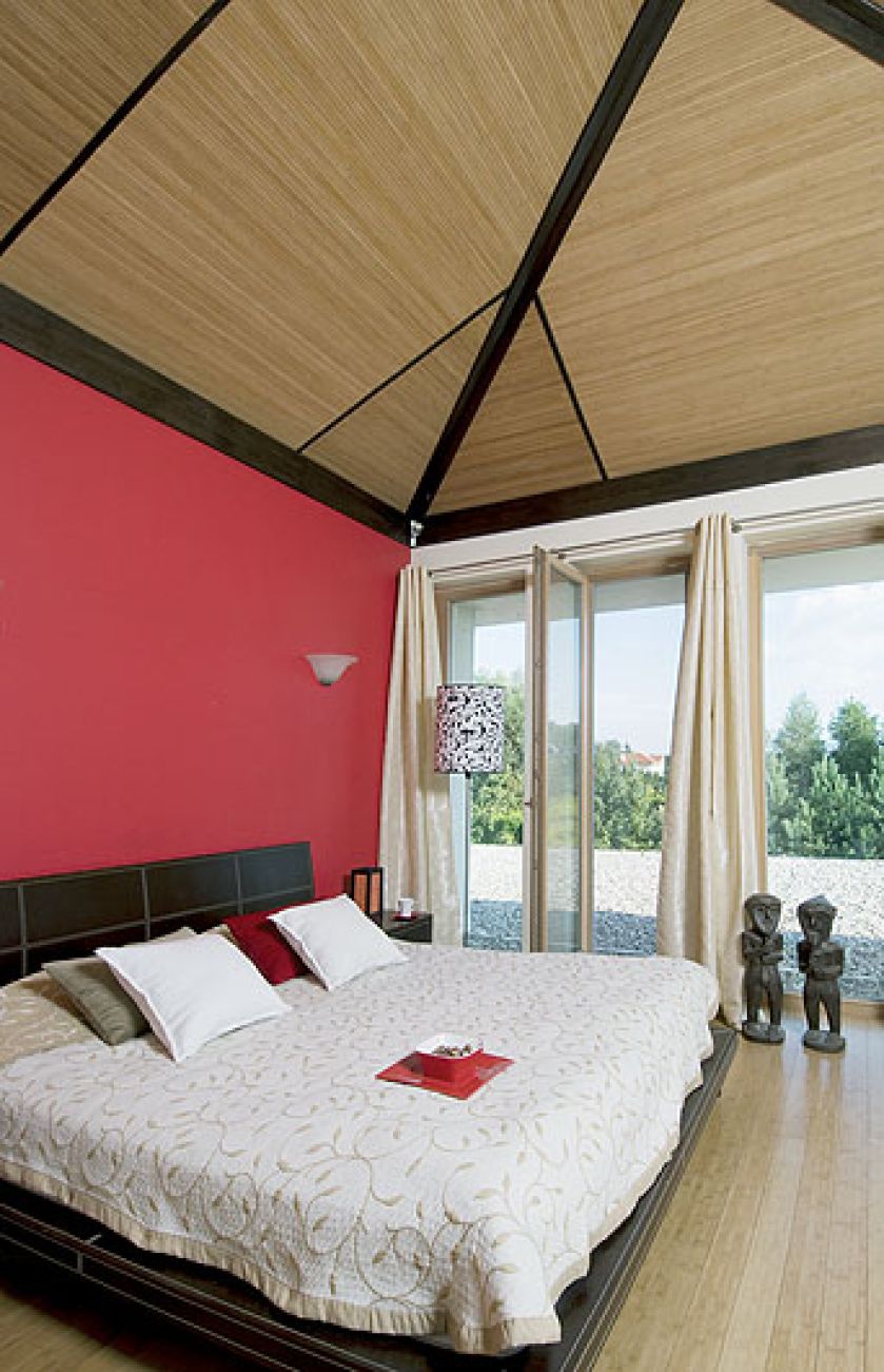 Kolejne pamiątki z podróży: dziad i baba, którzy strzegą domu przed złymi ducham.