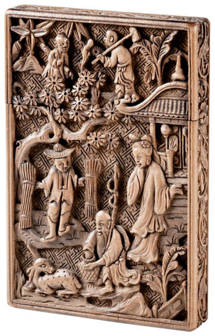 Bogato rzeźbiony drewniany wizytownik, Chiny, 1880-90 r., z kolekcji Włodzimierza Hermana, fot. G. Kołodziej i