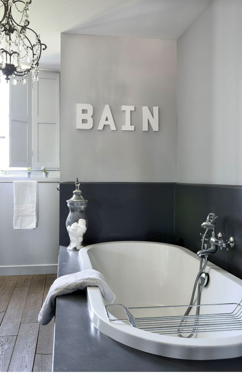 Nowoczesne wnętrza domu w starym szpitalu