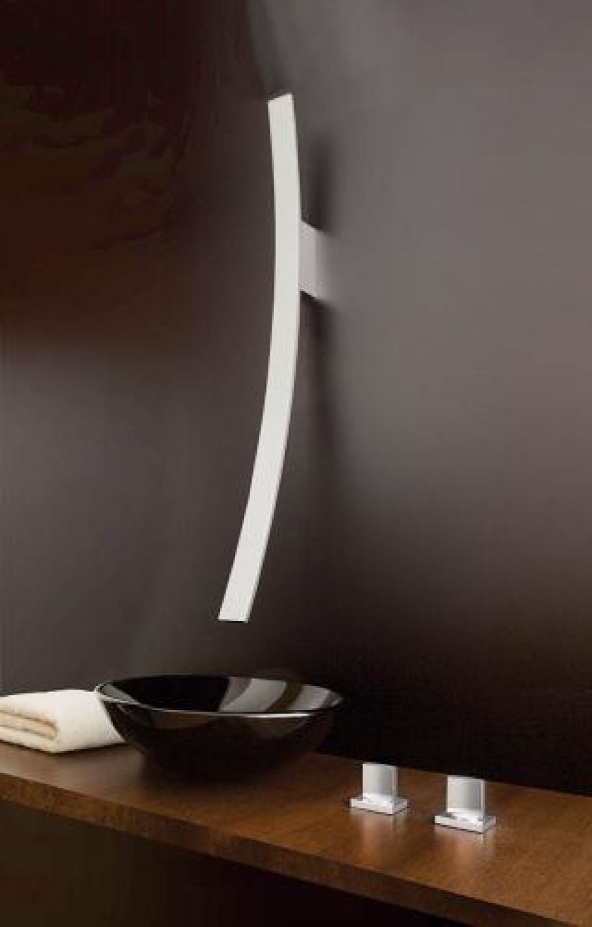 Kran, wieszak czy rzeźba? Nowoczesna bateria Graff to ozdoba sama w sobie. GRAFF