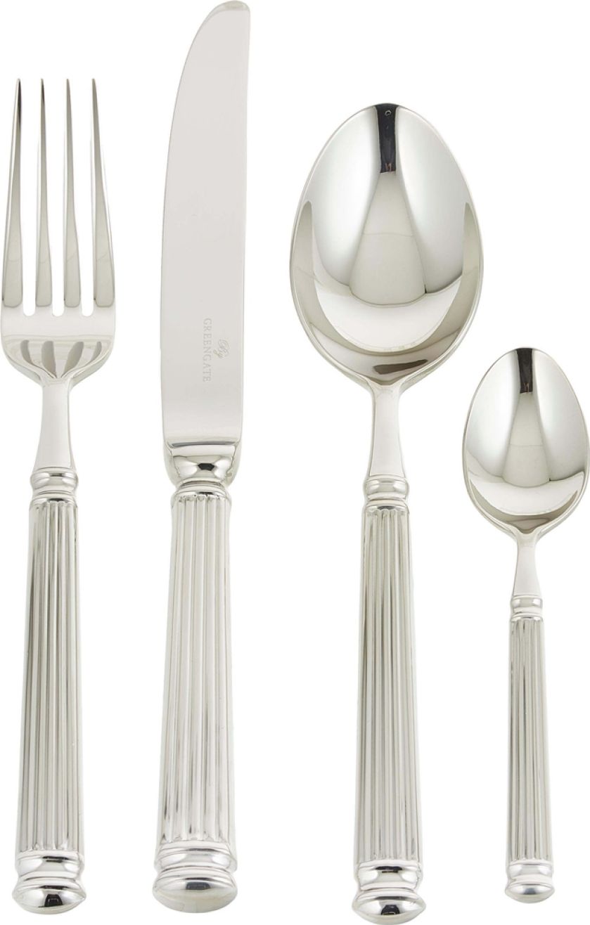 układanie sztućców na stole