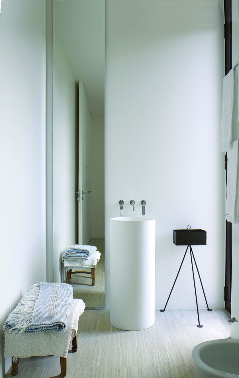 Tylko spójrzcie na toskańską rezydencję Piera Lissoniego, włoskiego projektanta i mistrza minimalizmu.