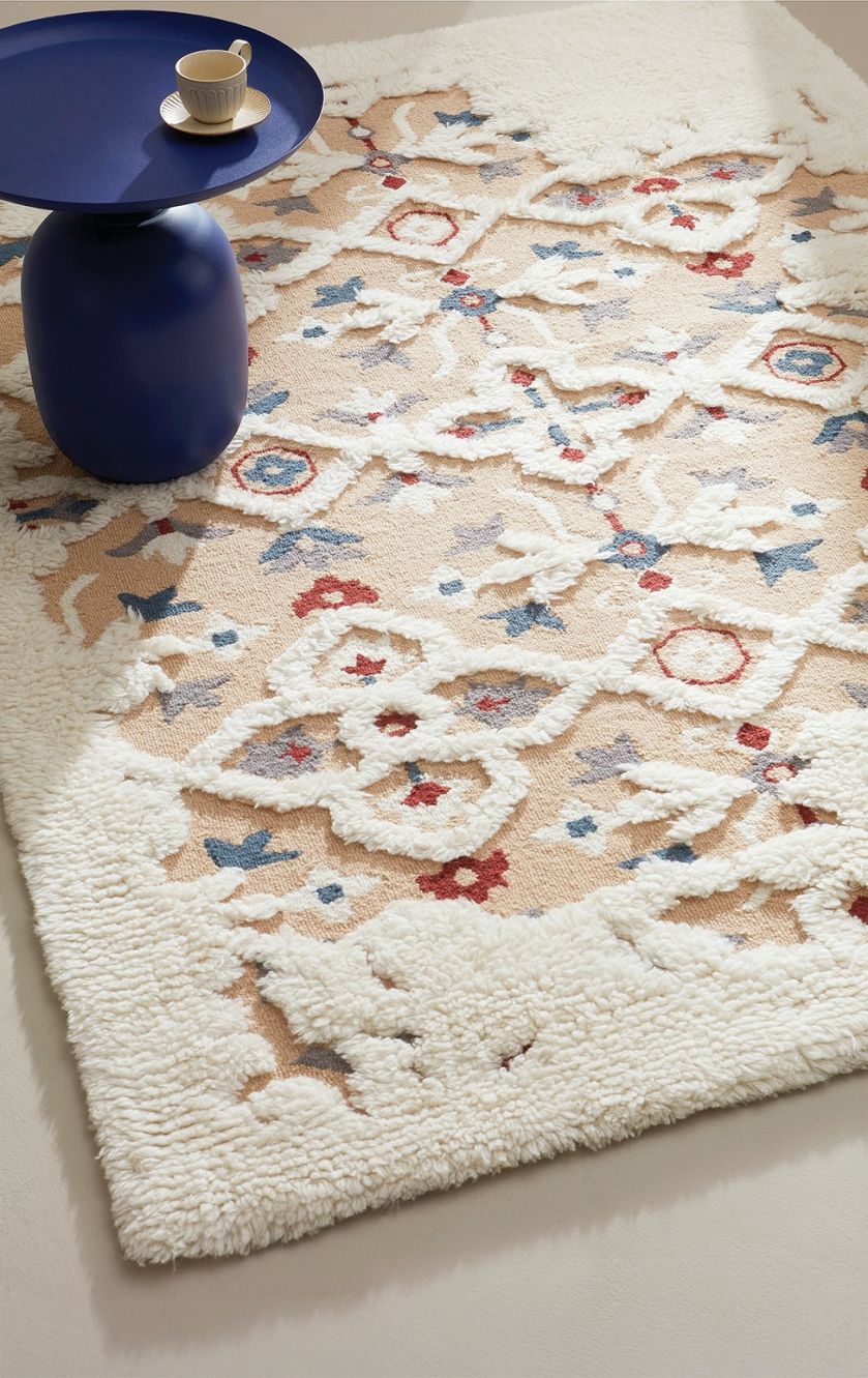 jak dobrać dywan do sofy i narożnika