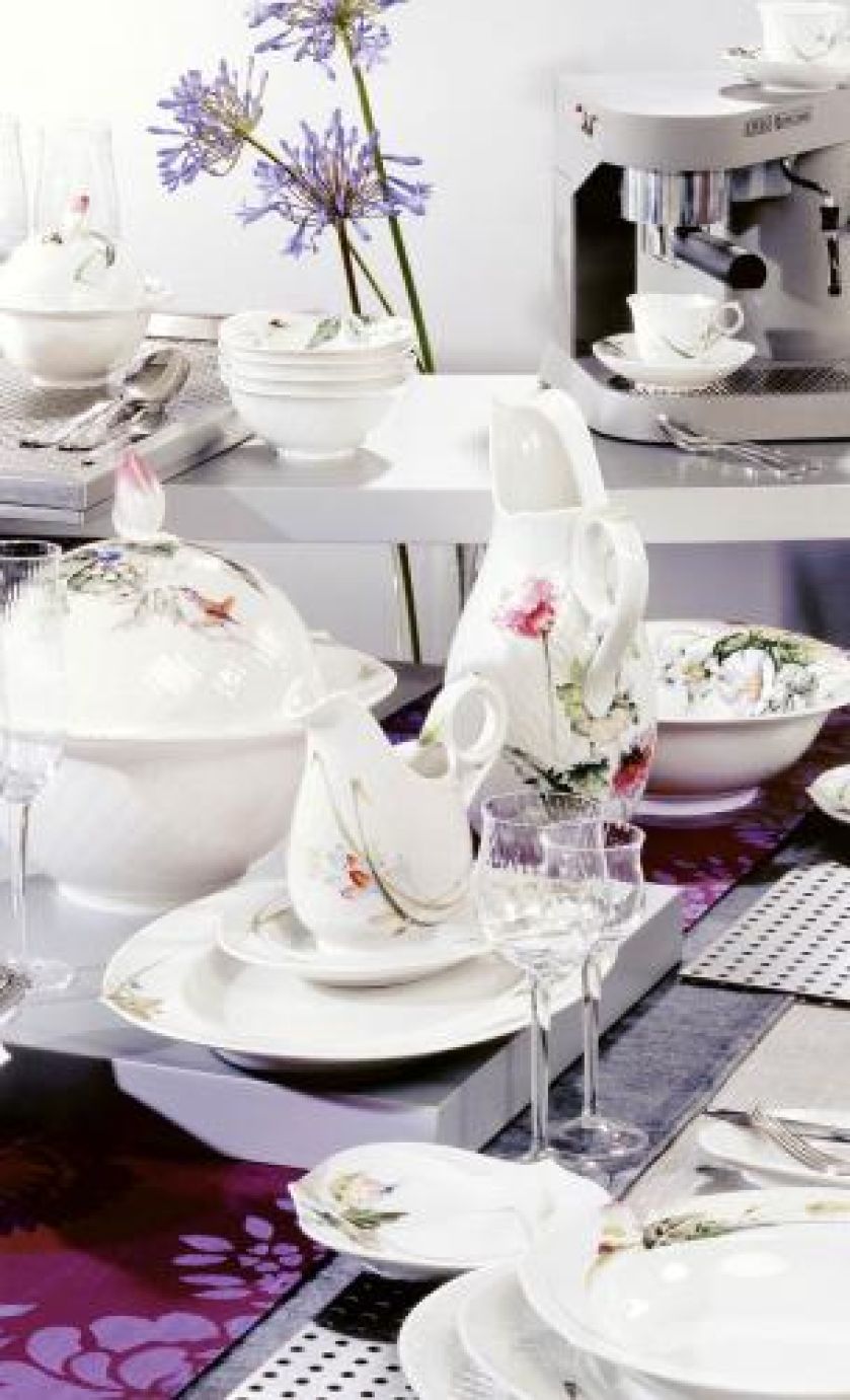 Leśna flora dla Królewskiej Manufaktury Miśnia. Do kompletu kieliszki Fala. ROSENTHAL