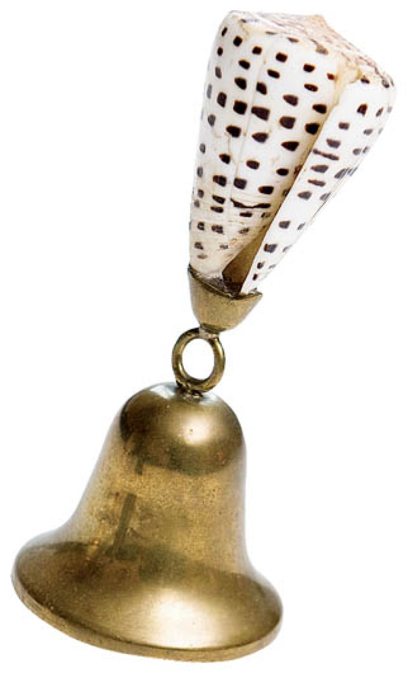 Z muszelką, Kanada, XX w. Dzwonek z kolekcji Marii Przasnyskiej