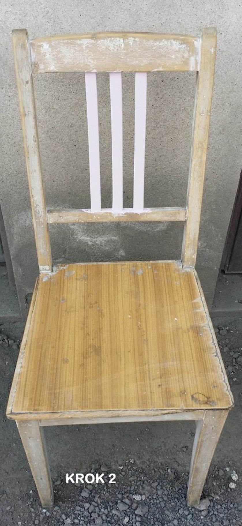 Zrób to sam: krzesło w stylu shabby chic