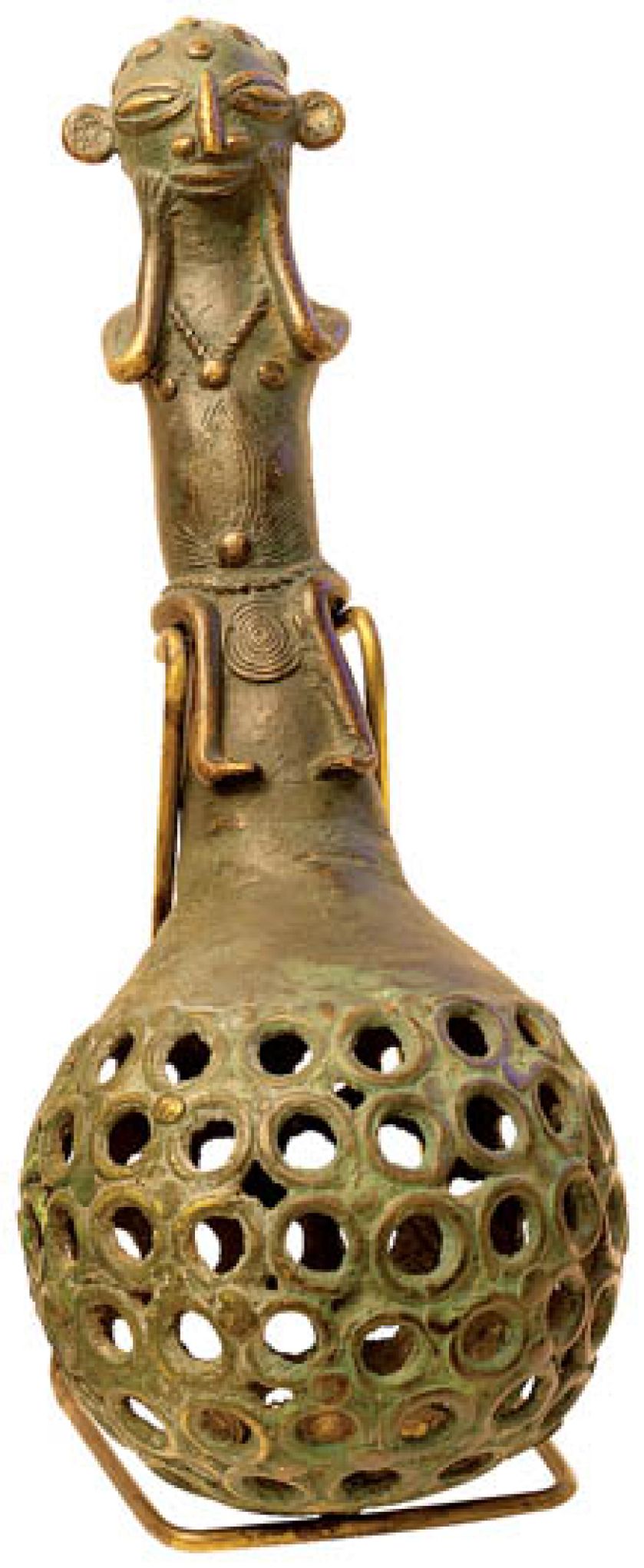 Z Kamerunu. Dzwonek z kolekcji Lecha Pileckiego