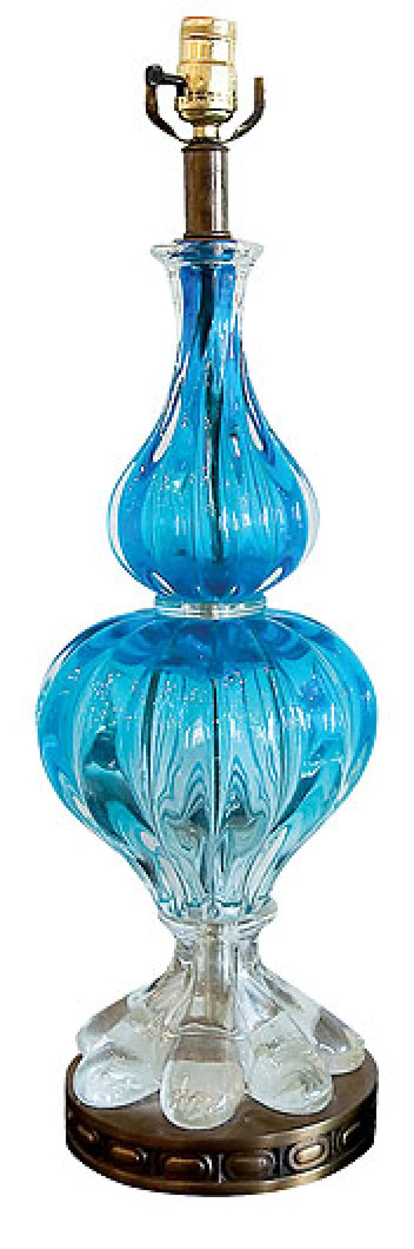 Podstawa lampy z cieniowanego szkła.