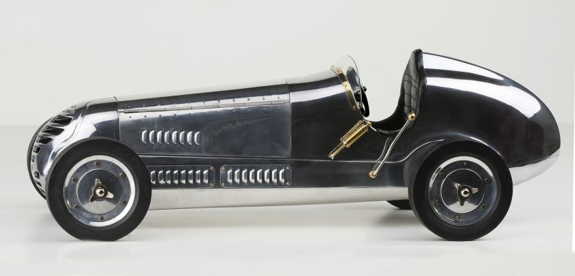 Pomysł na prezent z papieru, metalu i szkła