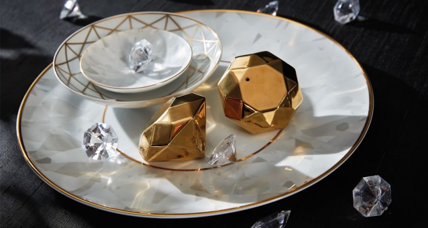 Dekoracje stołu na sylwestra – przyjęcie w pięknej oprawie