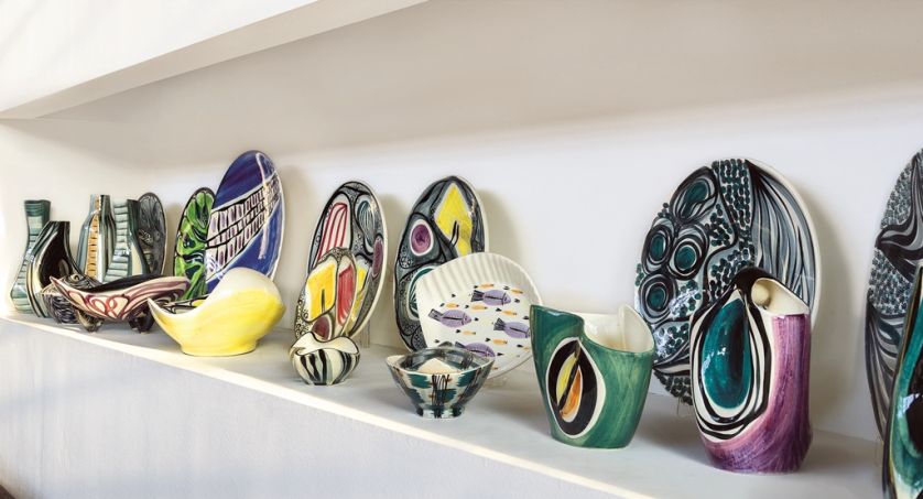 Słynne pikasy Z Włocławka. Ceramika z przełomu lat 50. i 60., projekty m.in. Elżbiety Piwek-Białoborskiej