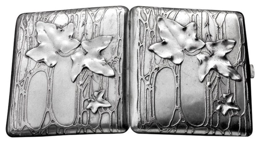 Srebrny futerał, Niemcy, 1900 r., www.tademagallery.com