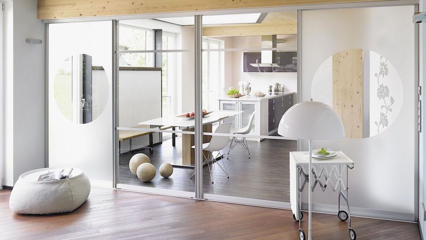 jak umeblować salon z aneksem kuchennym