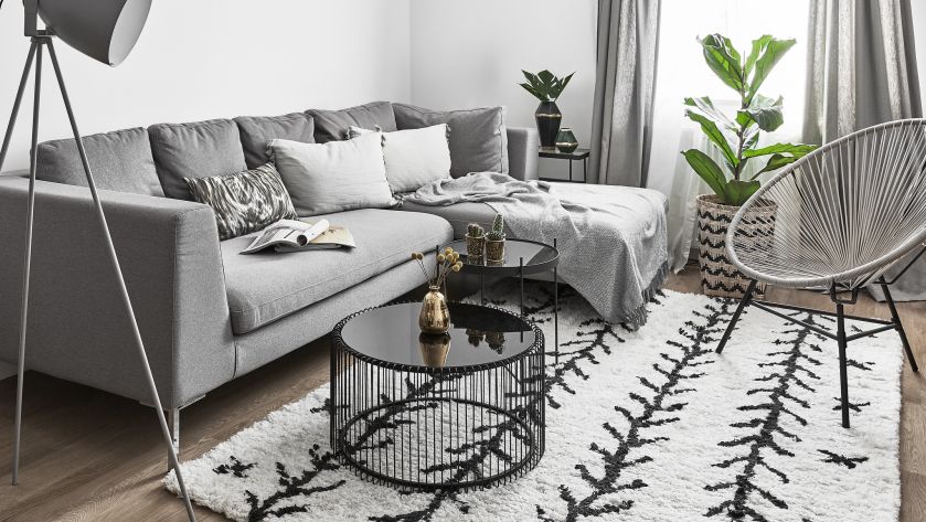 urządzamy szary salon