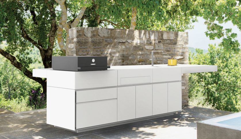 kuchnia ogrodowa z grillem