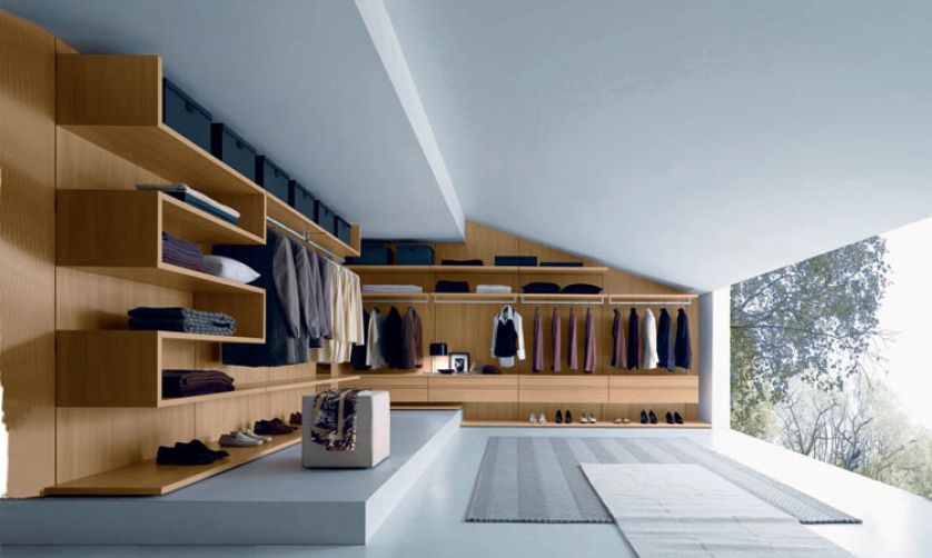 Na poddaszu też urządzimy praktyczną przebieralnię. STUDIO ITALIA