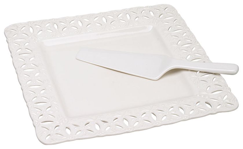 Talerz deserowy Clara. VILLA ITALIA. Wycinanki, koronki, arabeski