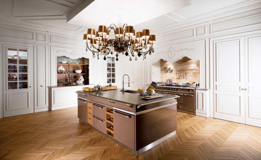 Klasyczka kuchnia z wyspą w stylu francuskim z kolekcji Floral, L Ottocento, www.lottocento.it