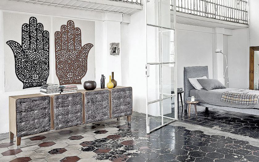 Tapicerowane fronty sprawiają, że komody i kredensy wyglądają lekko i zabawnie.