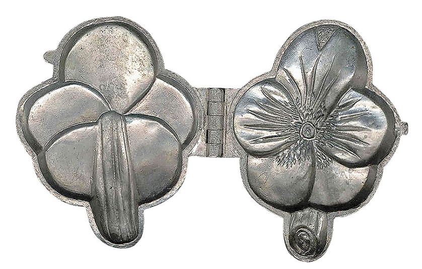 Foremka z cynołowiu, XIX w. Jak kręcono lody...