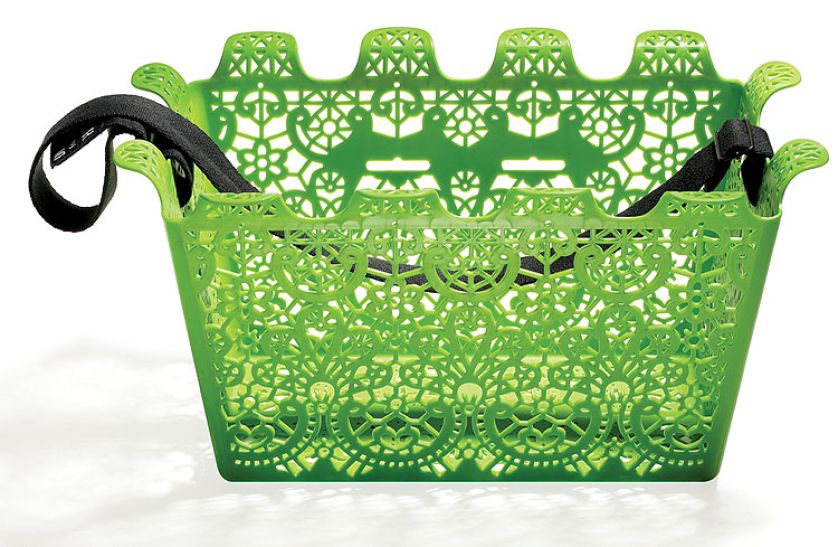 Koszyk na rower od FAFARAFA. Wycinanki, koronki, arabeski