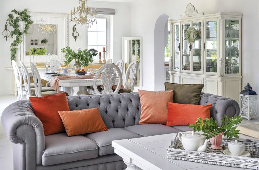 biały salon z jadalnią