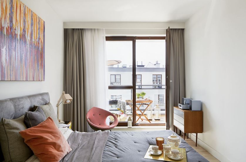 Właściciele pragnęli, aby ich mieszkanie było oryginalne, ale też zdrowe - w stylu eko. Zobaczcie