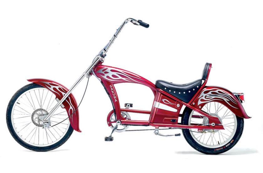 Elektryczny rower, Chopper Sakura Mustang, wzorowany na motocyklu Harley-Davidson. Fot. Bulls