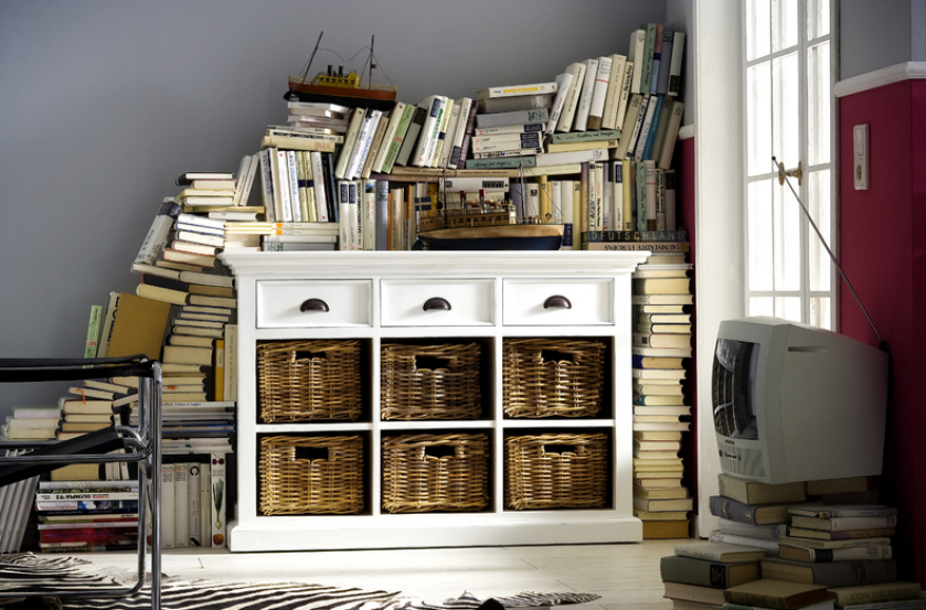 Meble Seart, kolekcja Halifax. Bielone i postarzane meble