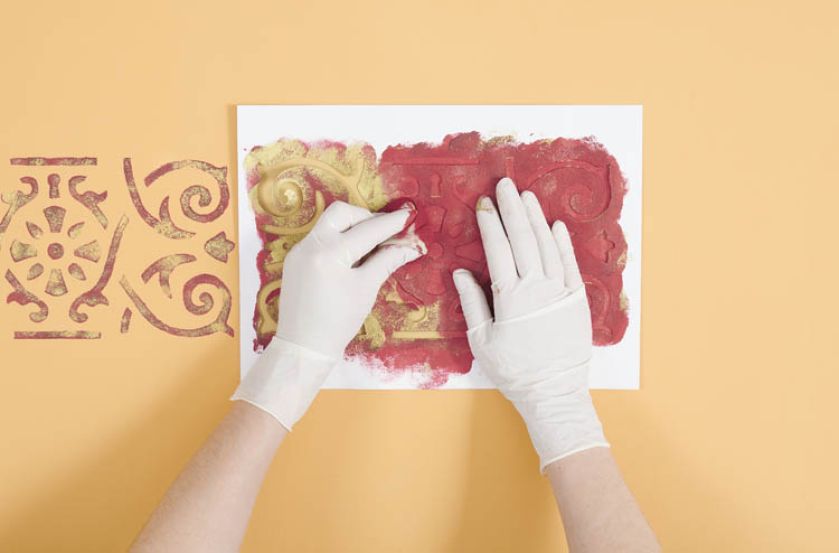 Zamalowujemy poszczególne części wzoru.