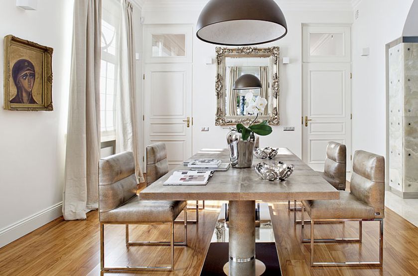 Kontener mebli i luster został kupiony w zaprzyjaźnionym sklepie w Montrealu.