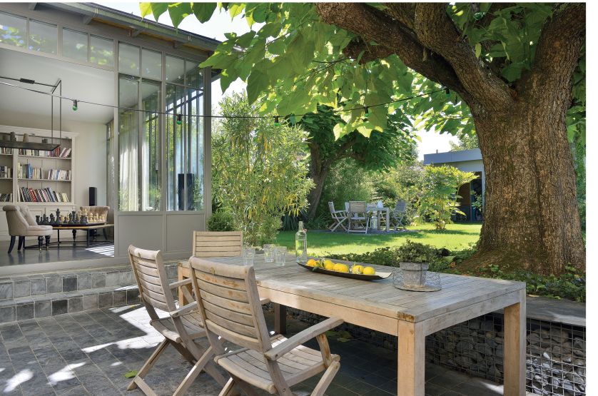 Nowoczesne wnętrza domu w starym szpitalu