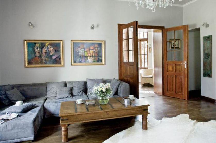 Jak Marta i Marcin zamieszkali w dworku znanym z Czterech pancernych .