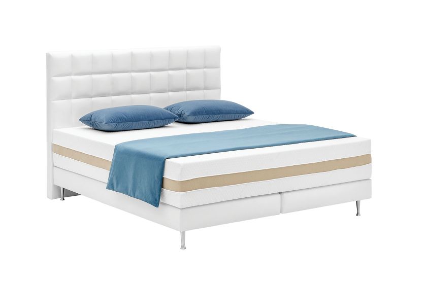 Piękna pościel i zmysłowy olejek, czyli sposób na kolorowe sny!