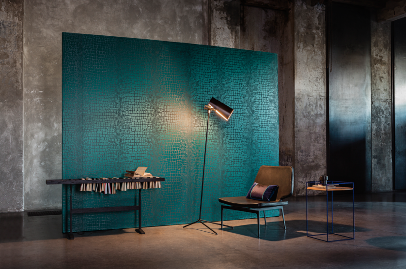 Tapety z jedwabiu, satyny i aksamitu