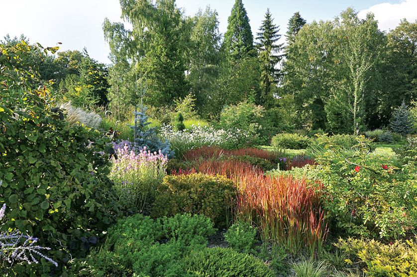 Kto szuka pomysłu na własny ogród, powinien zajrzeć na Dolny Śląsk do Wojsławic.