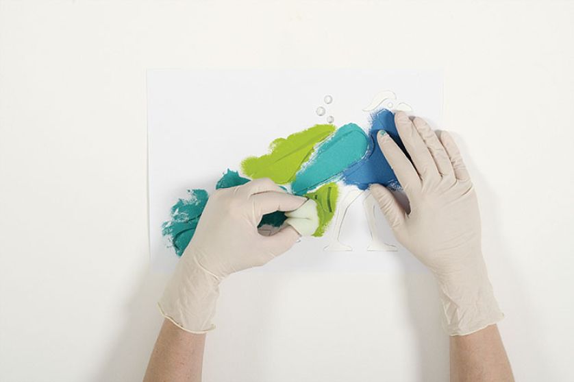 Płochliwy, krzykliwy, z wachlarzem bajecznych pi oacute r na ogonie i zawadiackim czubkiem na głowie. O tym,