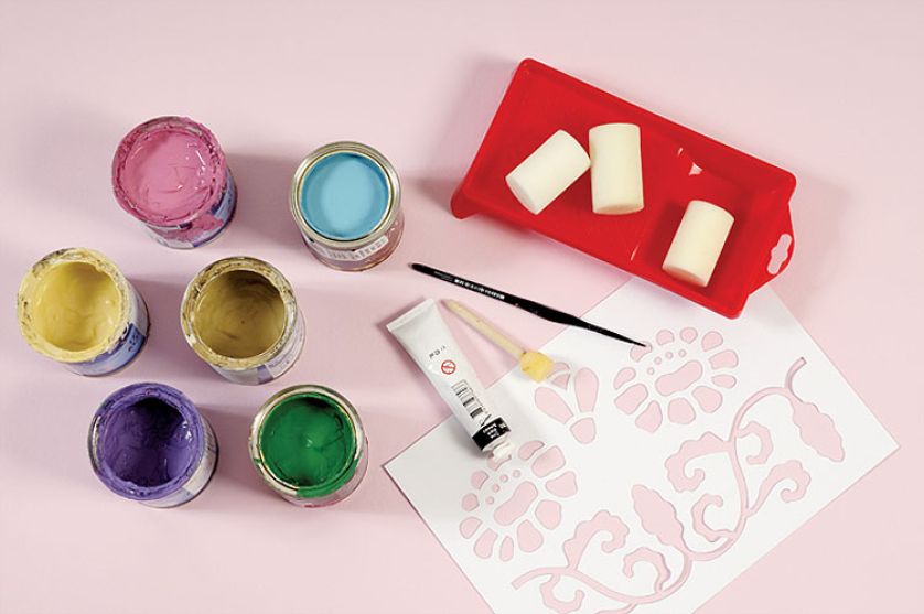 Proponujemy wersję z lekkim przymrużeniem oka – nad każdym kwiatem lata pszczoła.