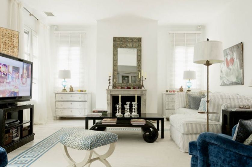 Słoneczna rezydencja to spełnienie marzenia o ciepłym klimacie pośród pięknej architektury.