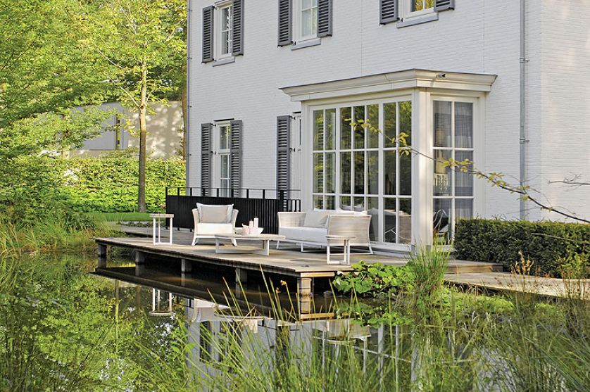 Sofa – 10 912 zł, fotel za 6292 zł. Decolor